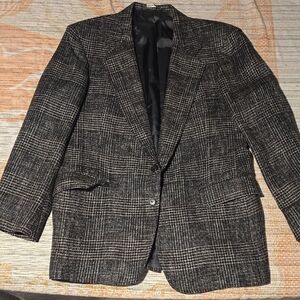 Men's Black and Gray Blazer